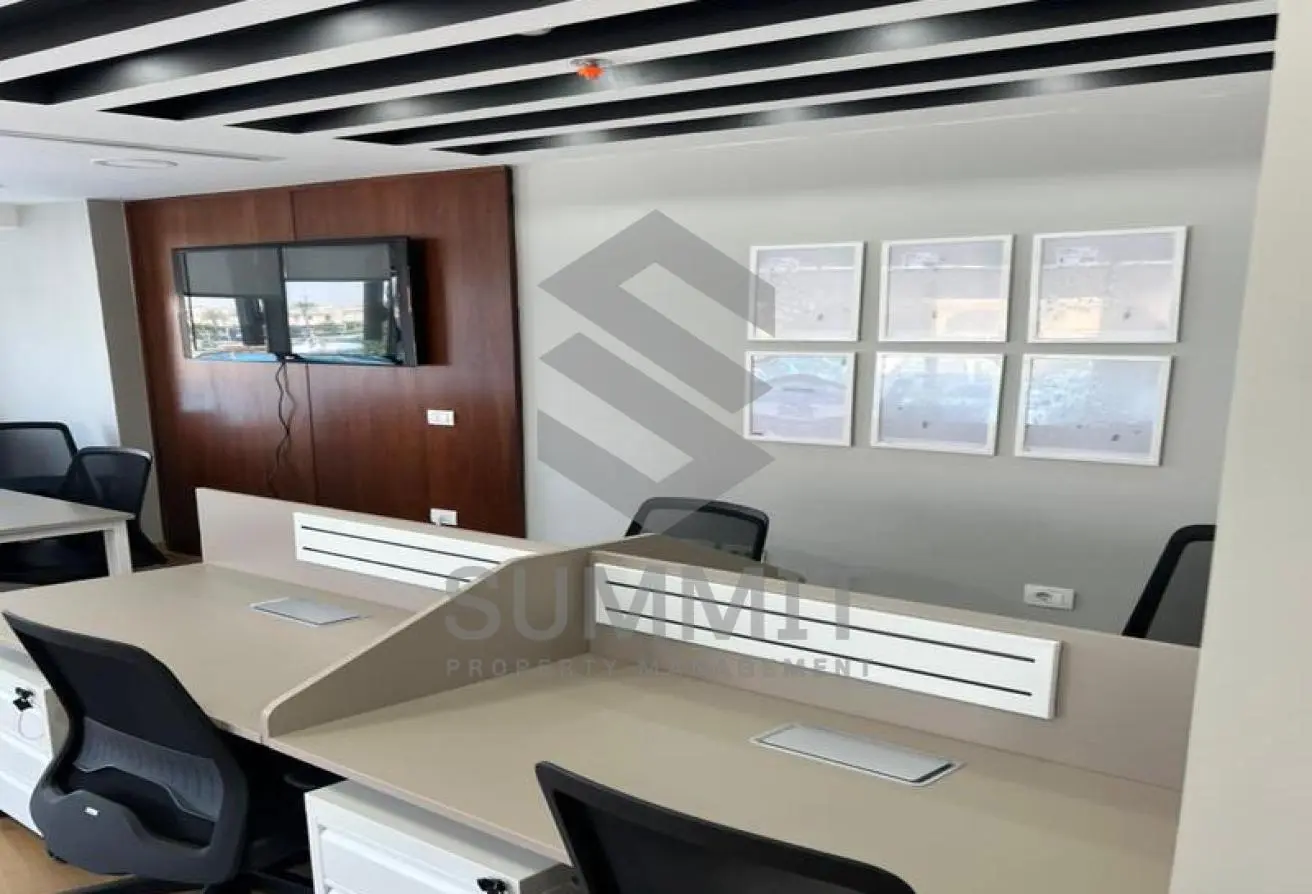 102078110 - Property Main Image