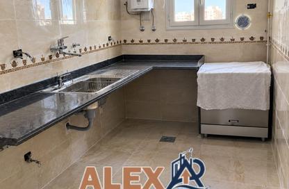 Apartment - 2 - 1 for sale in Canal Al Mahmoudya Bahari St. - Moharam Bek - Hay Wasat - Alexandria