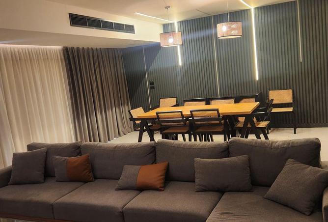 99104590 - Property Image 3