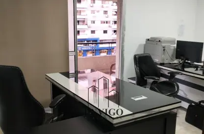 شقة - 3 غرف نوم - 2 حمامات للبيع في شارع ابو داوود الظاهري - المنطقة السادسة - مدينة نصر - القاهرة