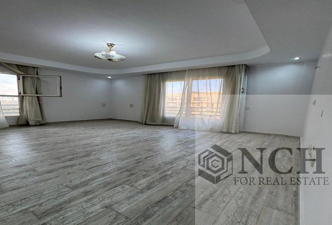 65909422 - Property Main Image