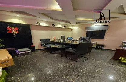 Office Space - 3 Bedrooms - 1 Bathroom for rent in Abdel Hamid Badawy St. - Sheraton Al Matar - El Nozha - Cairo