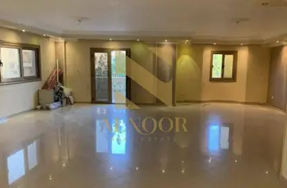 Apartment - 3 Bedrooms - 2 Bathrooms for rent in Street 100   Al Fairouz St. - 10th District - Sheikh Zayed City - Giza