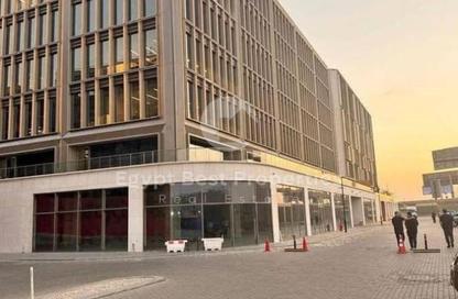 Restaurant - Studio - 3 Bathrooms for sale in One Ninety Mall - South Teseen St. - The 5th Settlement - New Cairo City - Cairo