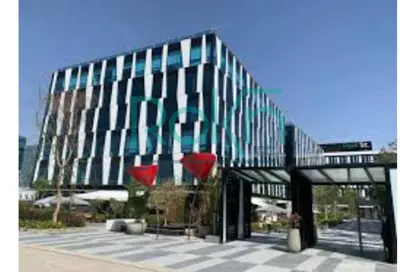 مساحات مكتبية - 6 غرف نوم - 2 حمامات للبيع في بارك ستريت - محور 26 يوليو - الشيخ زايد - الجيزة