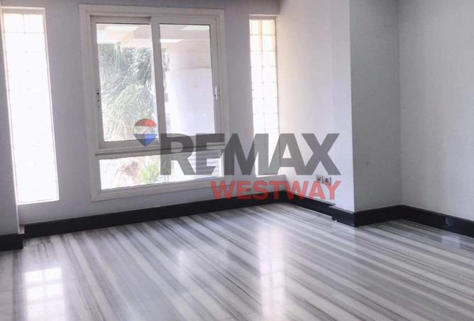 68523163 - صورة العقار 3