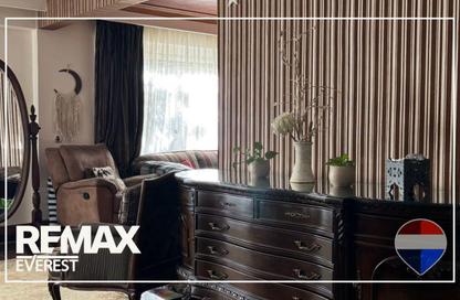 Apartment - 2 Bedrooms - 2 Bathrooms for sale in Hadayek Al Mohandessin - 4th District - Sheikh Zayed City - Giza