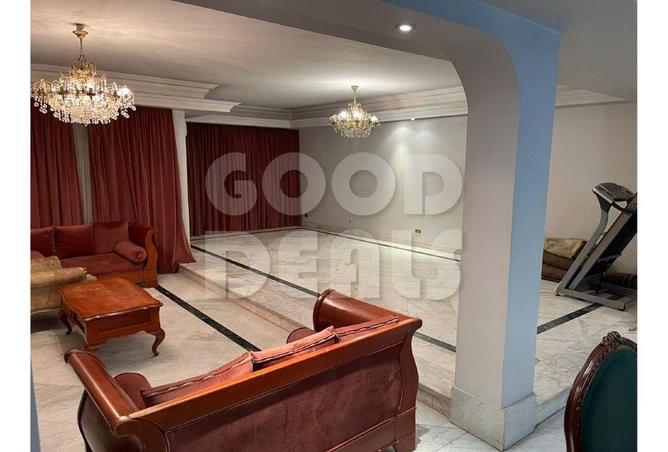 8703993 - Property Image 2