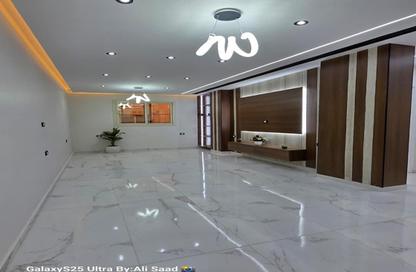 Apartment - 2 Bedrooms - 2 Bathrooms for sale in Gate 2 - Ahmose - Hadayek El Ahram - Giza