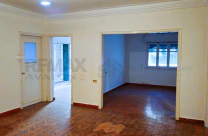 Apartment - 3 Bedrooms - 2 Bathrooms for rent in Laurent - Hay Sharq - Alexandria
