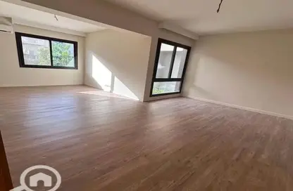 Apartment - 4 Bedrooms - 3 Bathrooms for sale in Beverly Hills - Sheikh Zayed Compounds - Sheikh Zayed City - Giza