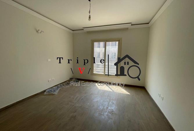 69563279 - صورة العقار 3