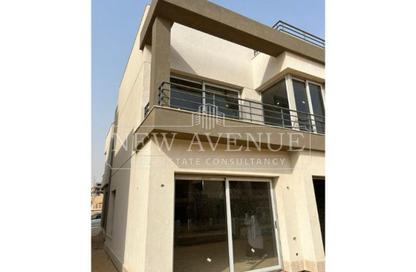 Villa - 4 Bedrooms - 4 Bathrooms for sale in Palm Hills New Cairo - 5th Settlement Compounds - The 5th Settlement - New Cairo City - Cairo