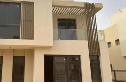 Villa - 5 Bedrooms - 4 Bathrooms for sale in Sodic East - 6th District - New Heliopolis - Cairo