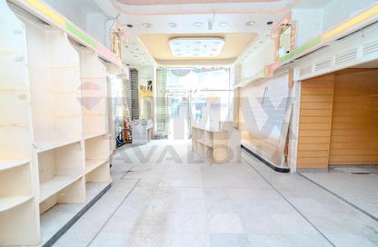 محل تجاري - استوديو - 1 حمام للايجار في محطة الرمل - حي وسط - الاسكندرية