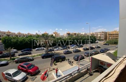 محل - استوديو - 3 للايجار في شارع زيزينيا - المستثمرين الجنوبية - مدينة القاهرة الجديدة - القاهرة
