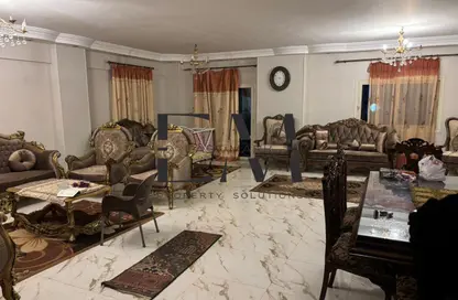 شقة - 3 غرف نوم - 2 حمامات للايجار في عمارات البنفسج - البنفسج - مدينة القاهرة الجديدة - القاهرة