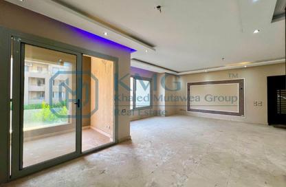 Apartment - 2 Bedrooms - 2 Bathrooms for rent in Palm Hills Village Gate - South Investors Area - New Cairo City - Cairo