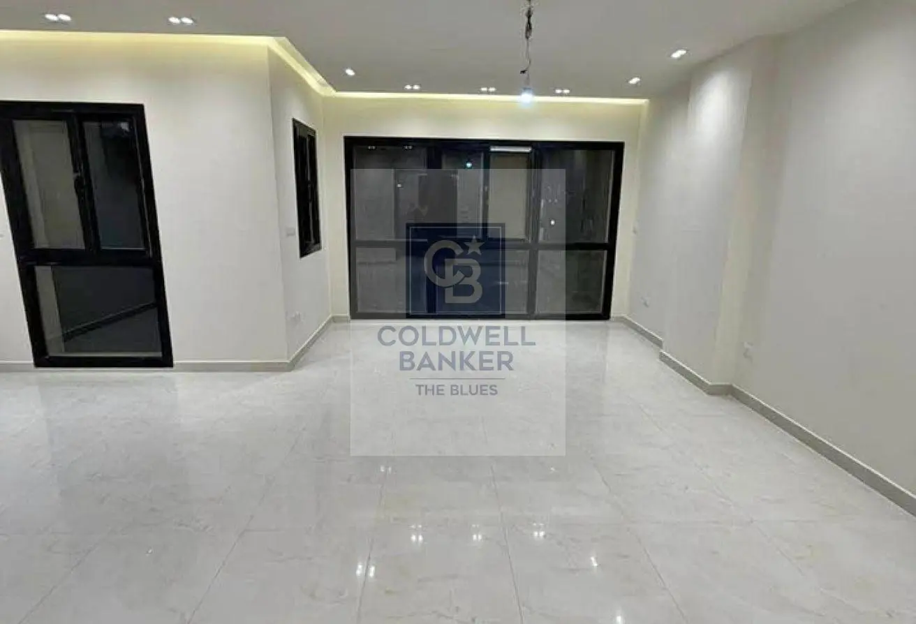 109920359 - Property Main Image