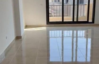 شقة - 2 غرف نوم - 2 حمامات للايجار في مون ريزيدنس - فيفث سكوير - التجمع الخامس - مدينة القاهرة الجديدة - القاهرة