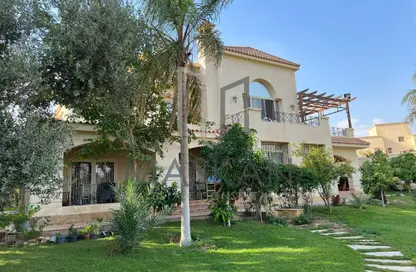 Villa - 5 Bedrooms - 7 Bathrooms for sale in Royal Hills - Al Motamayez District - 6 October City - Giza