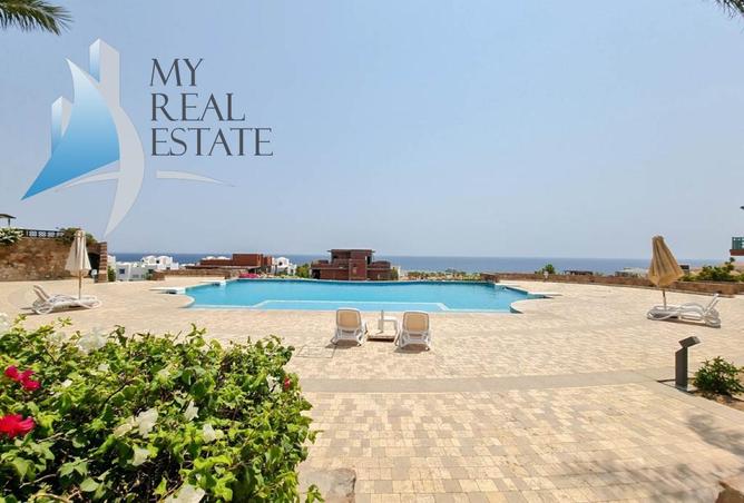 102898326 - Property Image 2