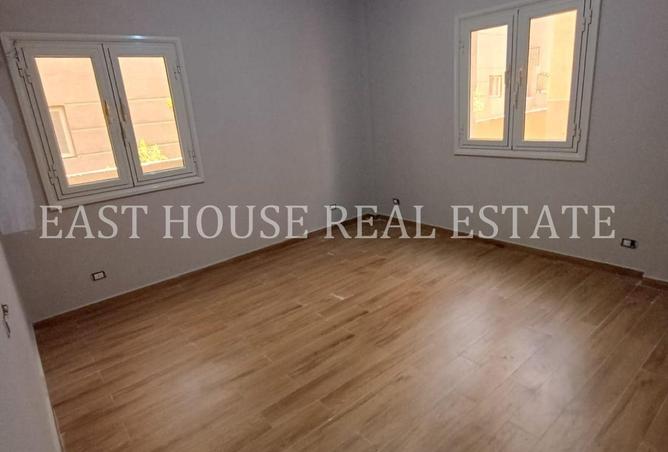 82604067 - Property Main Image