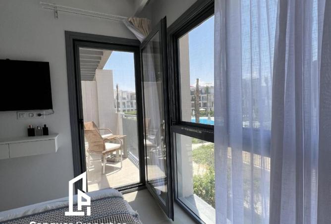 98012636 - Property Image 2