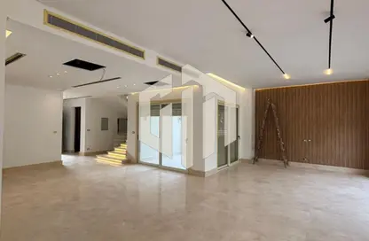 فيلا - 4 غرف نوم - 4 حمامات للايجار في كايرو فيستيفال سيتى - المستثمرين الشمالية - مدينة القاهرة الجديدة - القاهرة