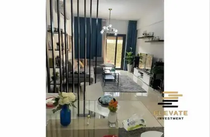 شقة - 3 غرف نوم - 2 حمامات للايجار في مون ريزيدنس - فيفث سكوير - التجمع الخامس - مدينة القاهرة الجديدة - القاهرة