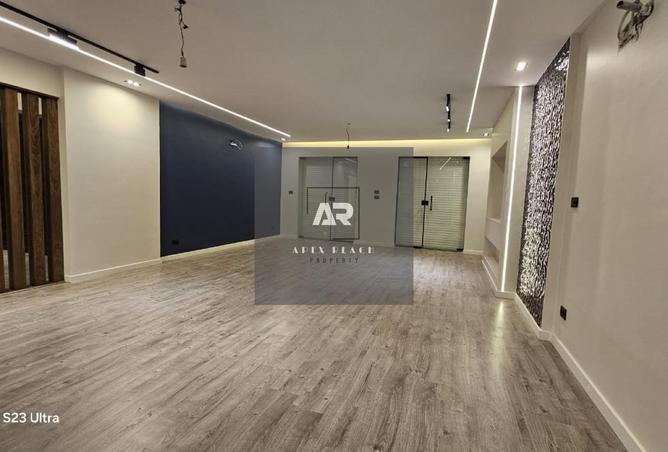 87843375 - Property Main Image