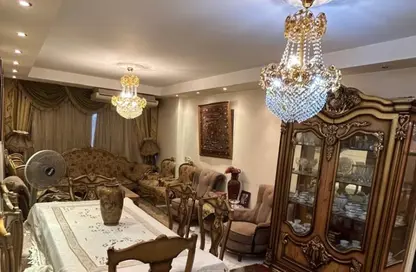 Apartment - 3 Bedrooms - 2 Bathrooms for sale in Saeed Zakaria St. - Al Sefarat District - Nasr City - Cairo