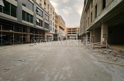 Office Space - Studio - 2 Bathrooms for sale in Suez Road - New Cairo City - Cairo Office Space - Studio - 2 Bathrooms for sale in Suez Road - New Cairo City - Cairo