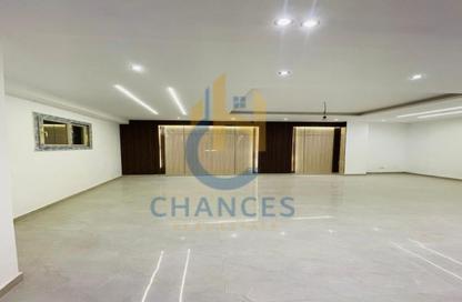 Apartment - 3 Bedrooms - 2 Bathrooms for sale in Leila Mourad St. - El Yasmeen 5 - El Yasmeen - New Cairo City - Cairo