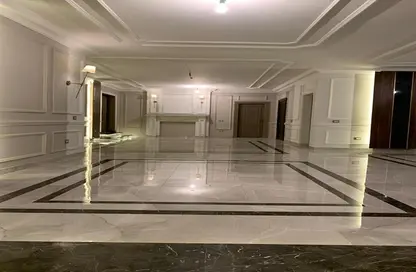 شقة - 4 غرف نوم - 3 حمامات للايجار في الحي الاول - التجمع الخامس - مدينة القاهرة الجديدة - القاهرة