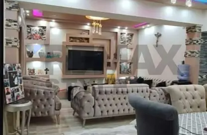 Apartment - 3 Bedrooms - 1 Bathroom for sale in Shobra - Hay Shobra - Cairo