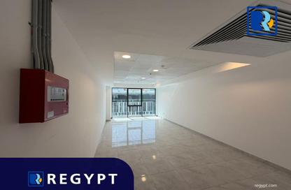 Office Space - Studio - 1 Bathroom for rent in V90 - North Teseen St. - The 5th Settlement - New Cairo City - Cairo