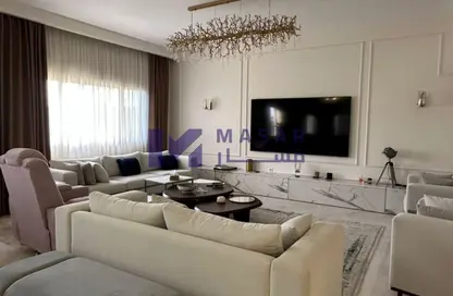 فيلا - 5 غرف نوم - 6 حمامات للايجار في اب تاون كايرو - المقطم - القاهرة