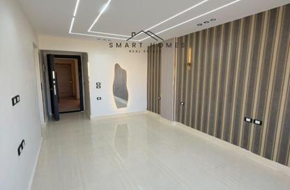 Apartment - 2 Bedrooms - 1 Bathroom for sale in Palms - Al Wahat Road - 6 October City - Giza