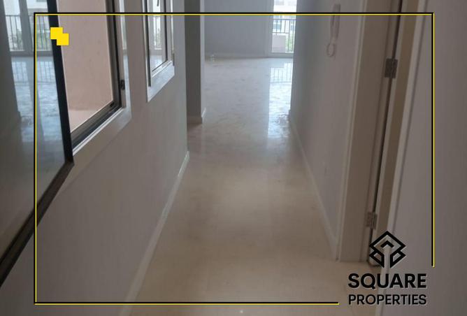 98012370 - Property Image 3