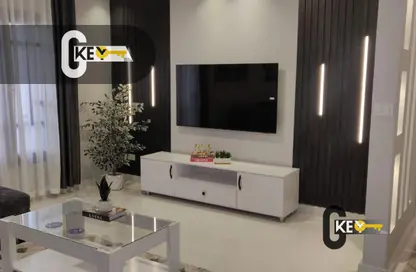 شقة - 2 غرف نوم - 1 حمام للايجار في شارع طلعت مصطفي - الرحاب المرحلة الخامسة - الرحاب - مدينة القاهرة الجديدة - القاهرة