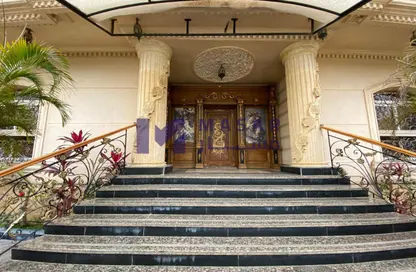 شقة - 5 غرف نوم - 3 حمامات للايجار في غرب الجولف - كمبوندات القطامية - القطامية - مدينة القاهرة الجديدة - القاهرة