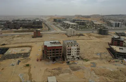 Apartment - 3 Bedrooms - 2 Bathrooms for sale in Bait Alwatan - The 5th Settlement - New Cairo City - Cairo