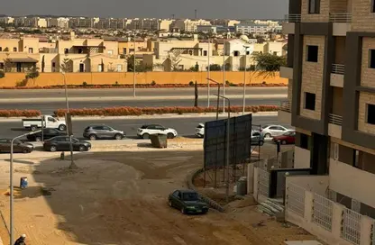 Apartment - 4 Bedrooms - 3 Bathrooms for sale in Al Andalus District - New Cairo City - Cairo