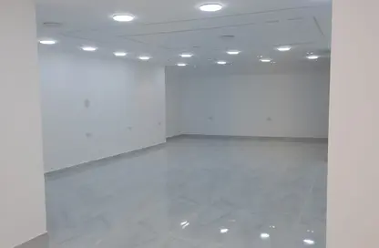 محل تجاري - استوديو للايجار في شارع نبيل الوقاد - ارض الجولف - مصر الجديدة - القاهرة