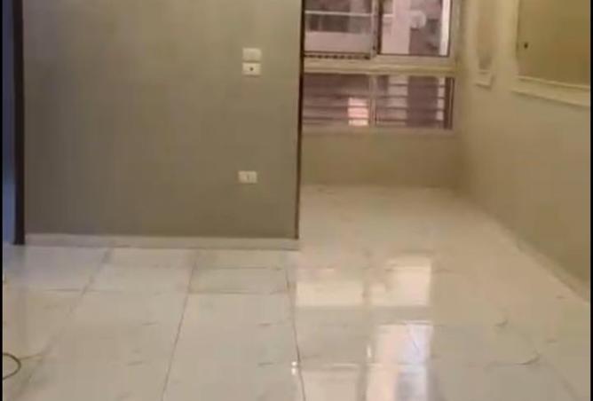 106848460 - Property Image 2