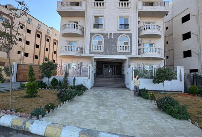 8605010 - صورة العقار 3