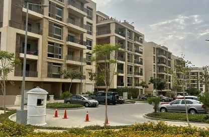 Apartment - 2 Bedrooms - 2 Bathrooms for sale in Taj City - 5th Settlement Compounds - The 5th Settlement - New Cairo City - Cairo