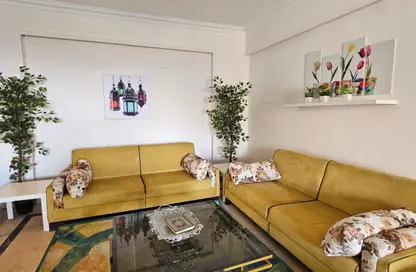 Apartment - 3 Bedrooms - 2 Bathrooms for rent in Sarayat Al Maadi - Hay El Maadi - Cairo