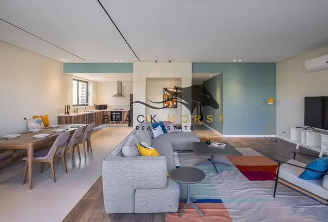 98013665 - Property Image 2